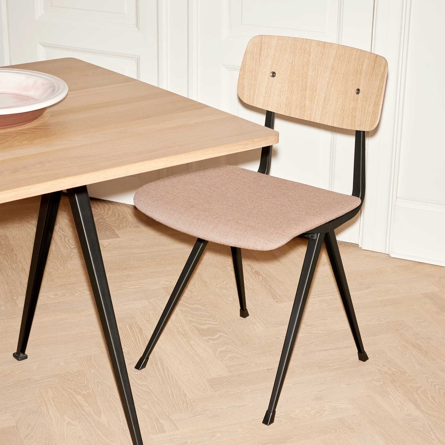 Pyramid 02 Tisch Gestell schwarz 250x85cm Schwarz