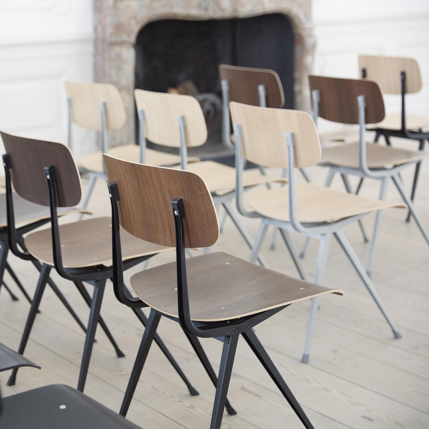 Result Stuhl Gestell beige