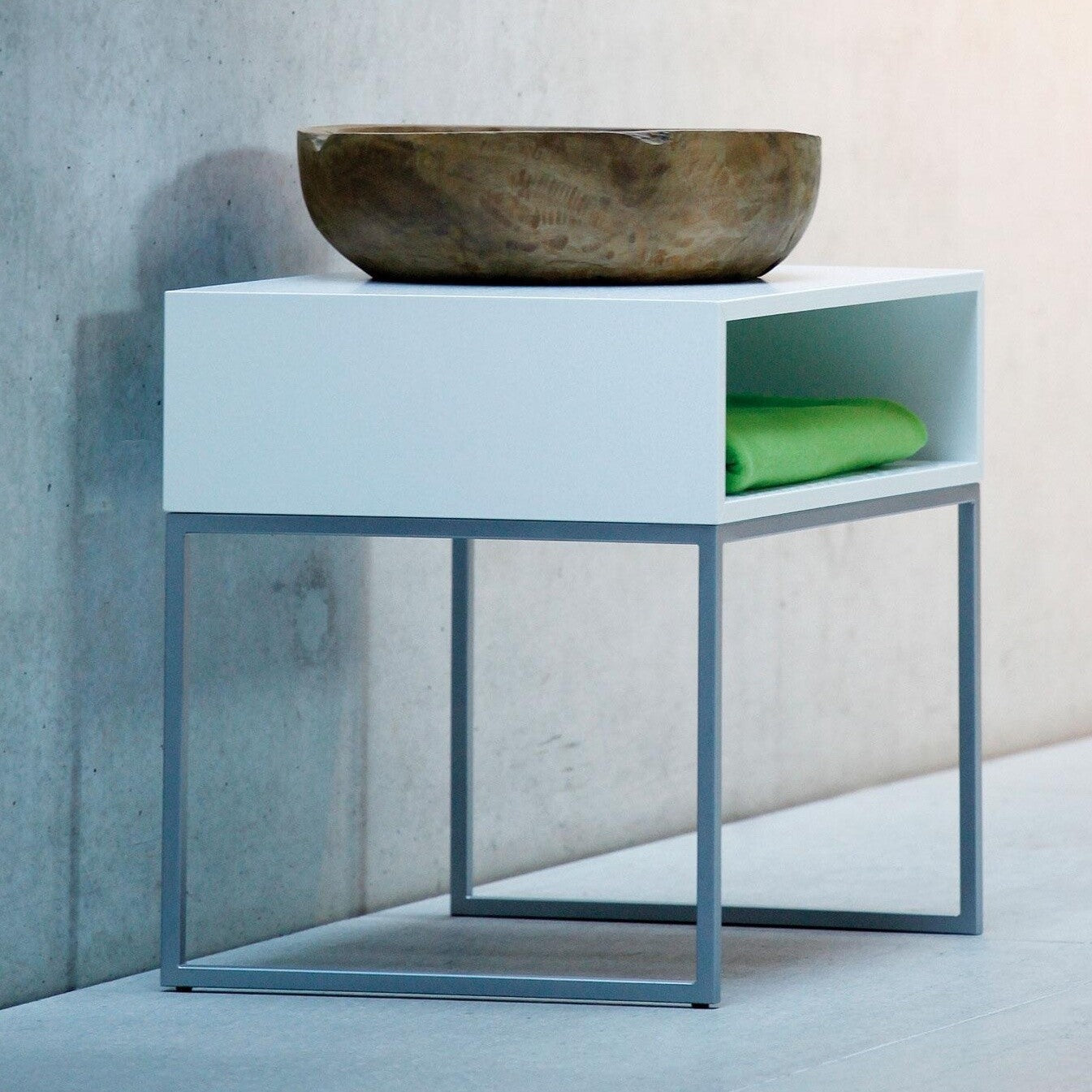 Dina Nachttisch Weiß