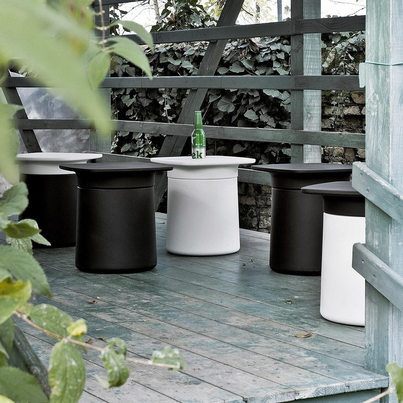 Degree Hocker/Beistelltisch Schwarz