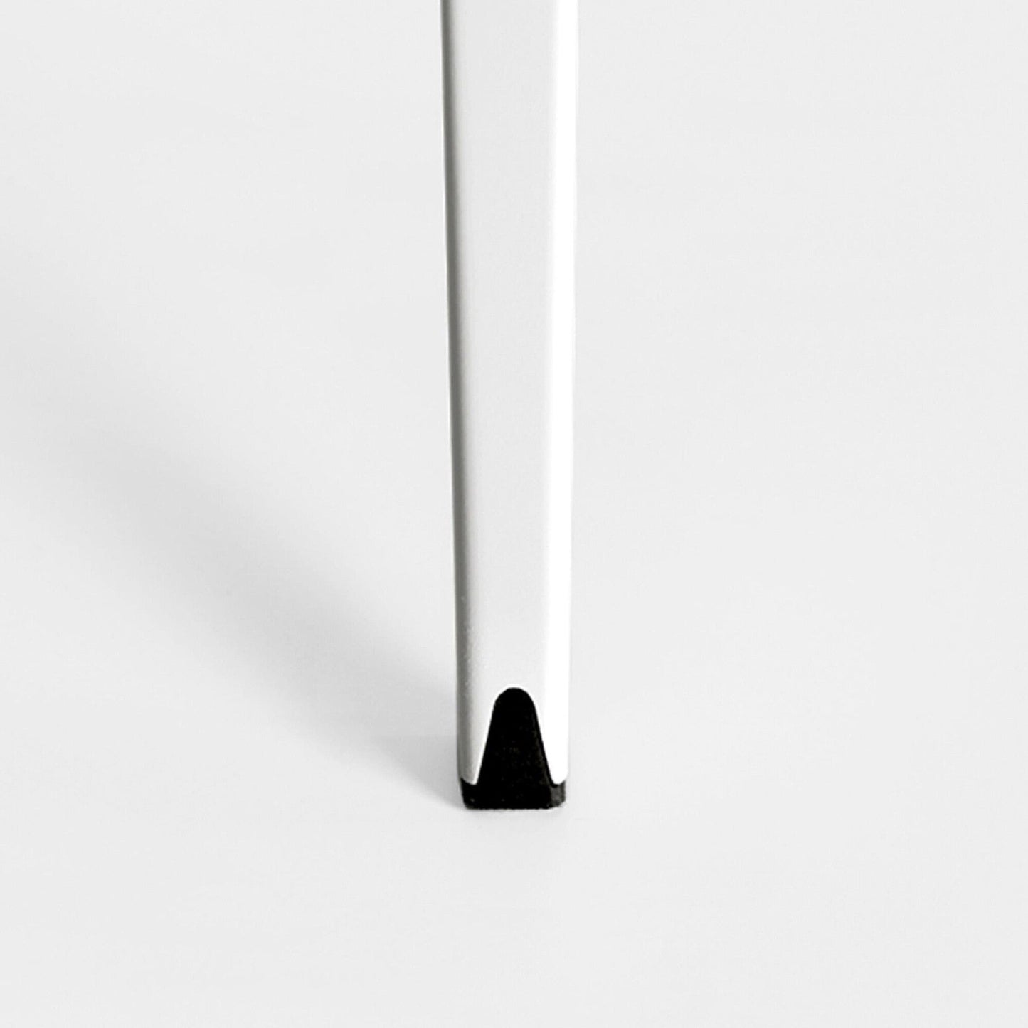 Elephant Armlehnstuhl Drehbar mit Kreuzfuß Schwarz