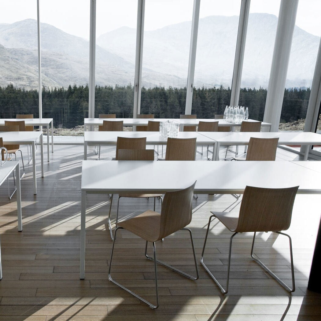 Frame P10 Tisch 180x90cm Schwarz