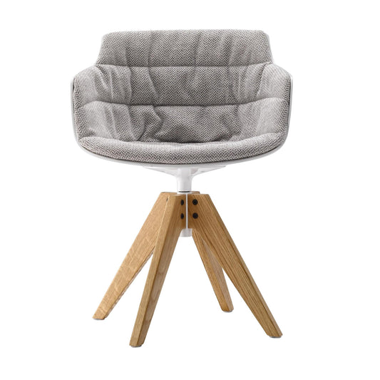 Flow Slim Armlehnstuhl Gestell Eiche VN gepolstert Natur