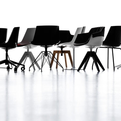 Flow Slim Armlehnstuhl Vierfußgestell VN Stahl Schwarz