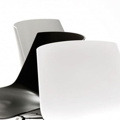 Flow Stuhl Kufengestell Weiß