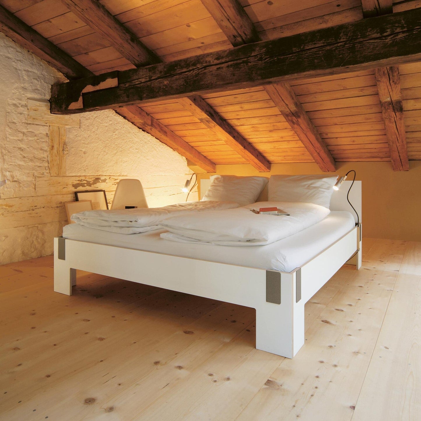 Moormann Tagedieb Bett mit Kopfteil Weiß