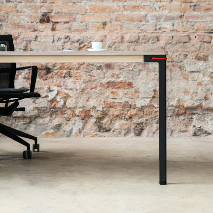 Seiltänzer Tisch quadratisch Schwarz