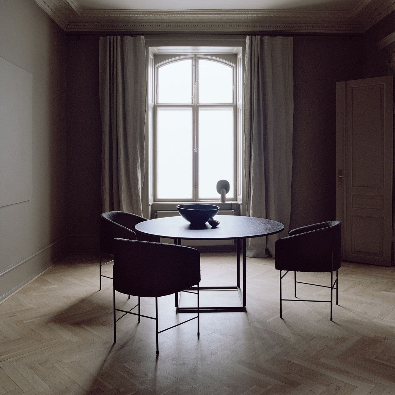 Florence Esstisch Ø145cm Schwarz