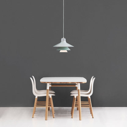 Form Esstisch 200x95cm Schwarz