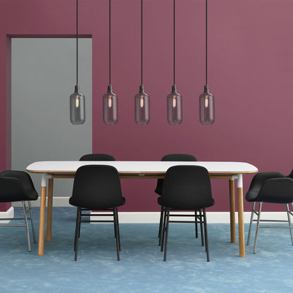 Form Esstisch 200x95cm Schwarz