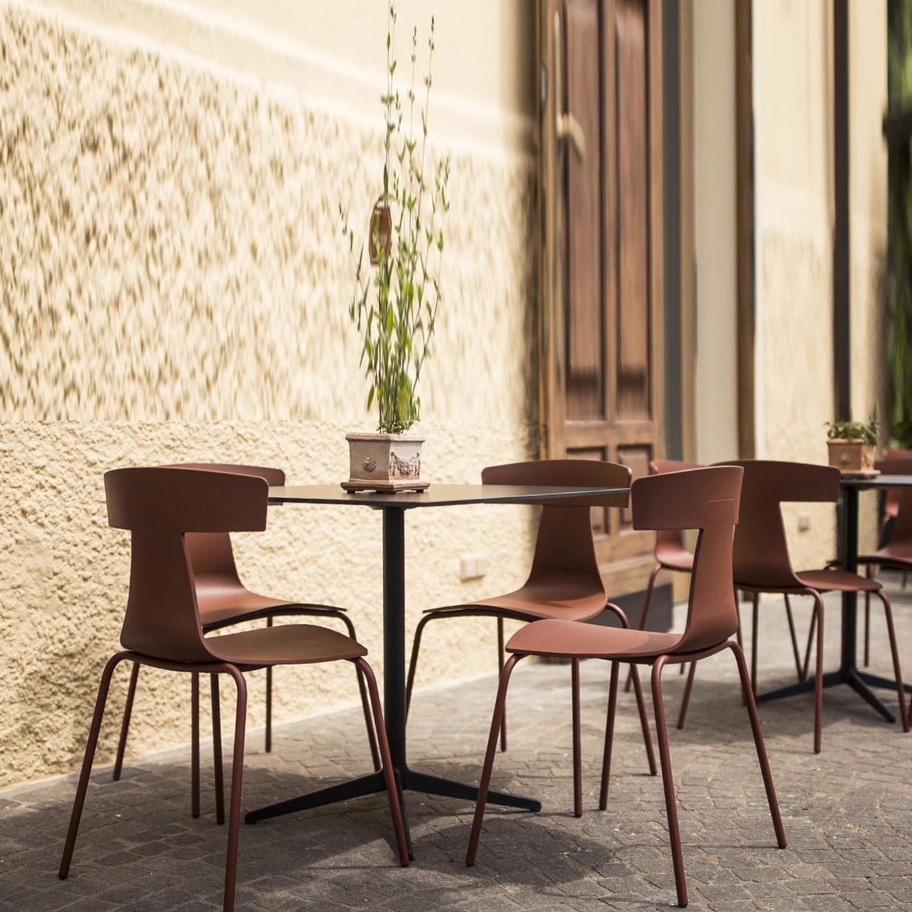 Remo Plastic Gartenstuhl einfarbig Schwarz