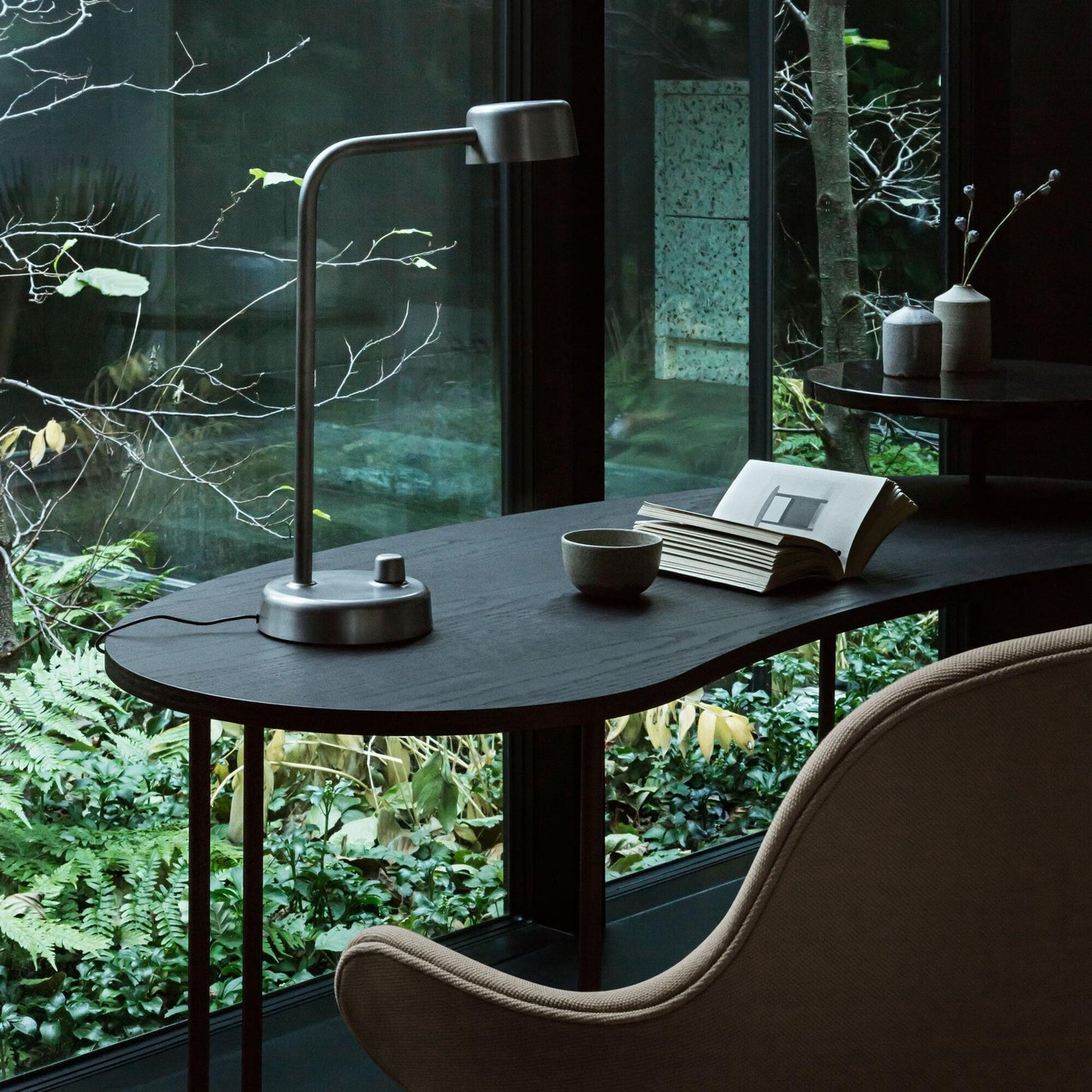 Palette JH9 Schreibtisch Schwarz