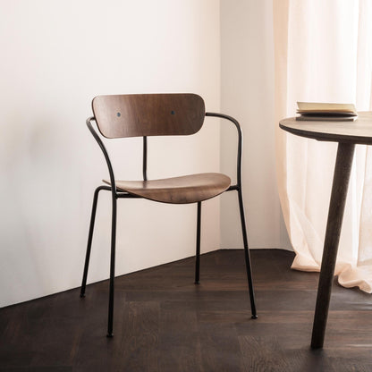 Pavilion AV2 Armlehnstuhl Schwarz