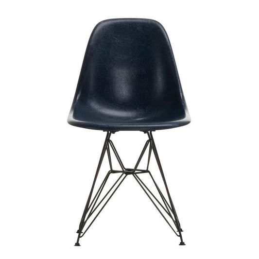 Eames Fiberglass Side Chair DSR schwarz Schwarz