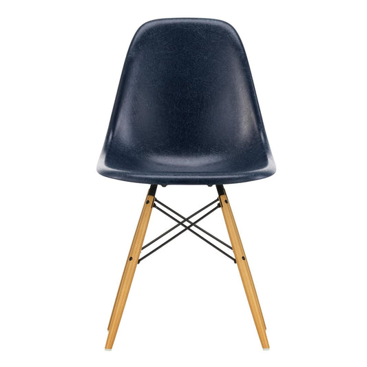 Eames Fiberglass Side Chair DSW Ahorn gelblich Schwarz