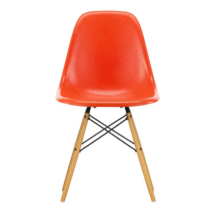 Eames Fiberglass Side Chair DSW Ahorn gelblich Schwarz