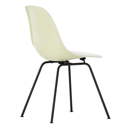 Eames Fiberglass Side Chair DSX schwarz Schwarz