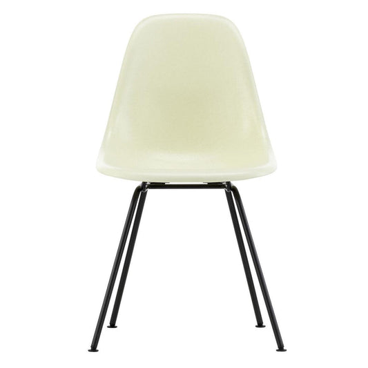 Eames Fiberglass Side Chair DSX schwarz Schwarz