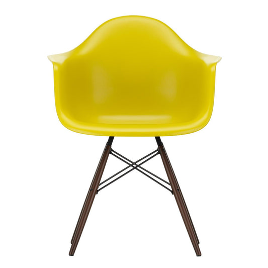 Eames Plastic Armchair DAW RE Ahorn dunkel Schwarz