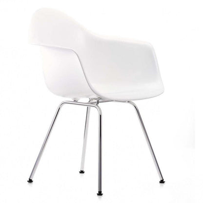 Eames Plastic Armchair DAX RE verchromt Schwarz