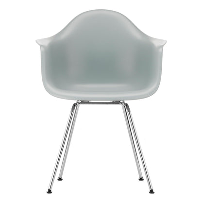 Eames Plastic Armchair DAX RE verchromt Schwarz