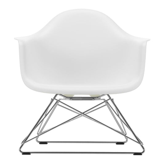 Eames Plastic Armchair LAR Gestell verchromt Weiß