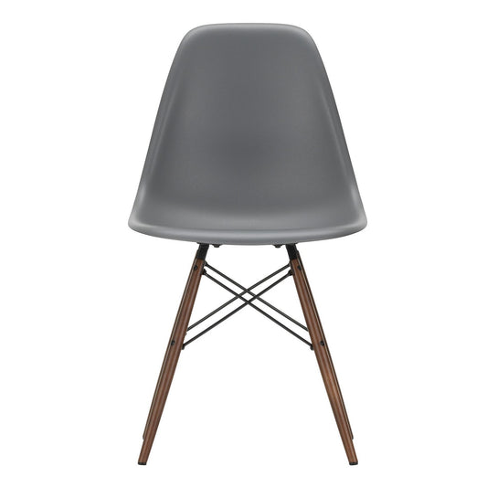 Eames Plastic Side Chair DSW RE Ahorn dunkel Schwarz
