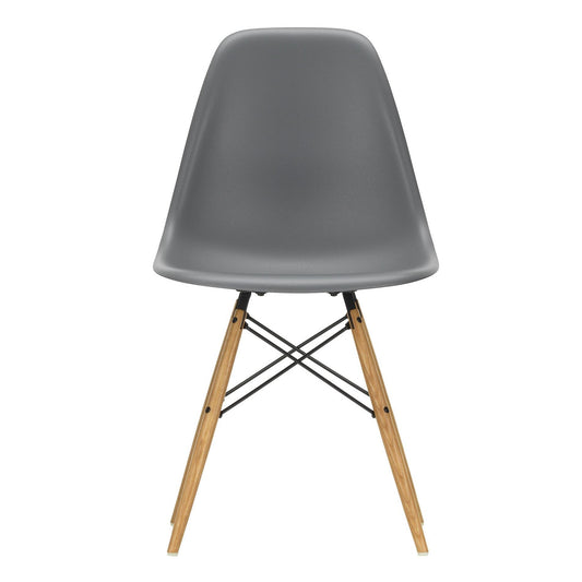 Eames Plastic Side Chair DSW RE Gestell Esche Schwarz