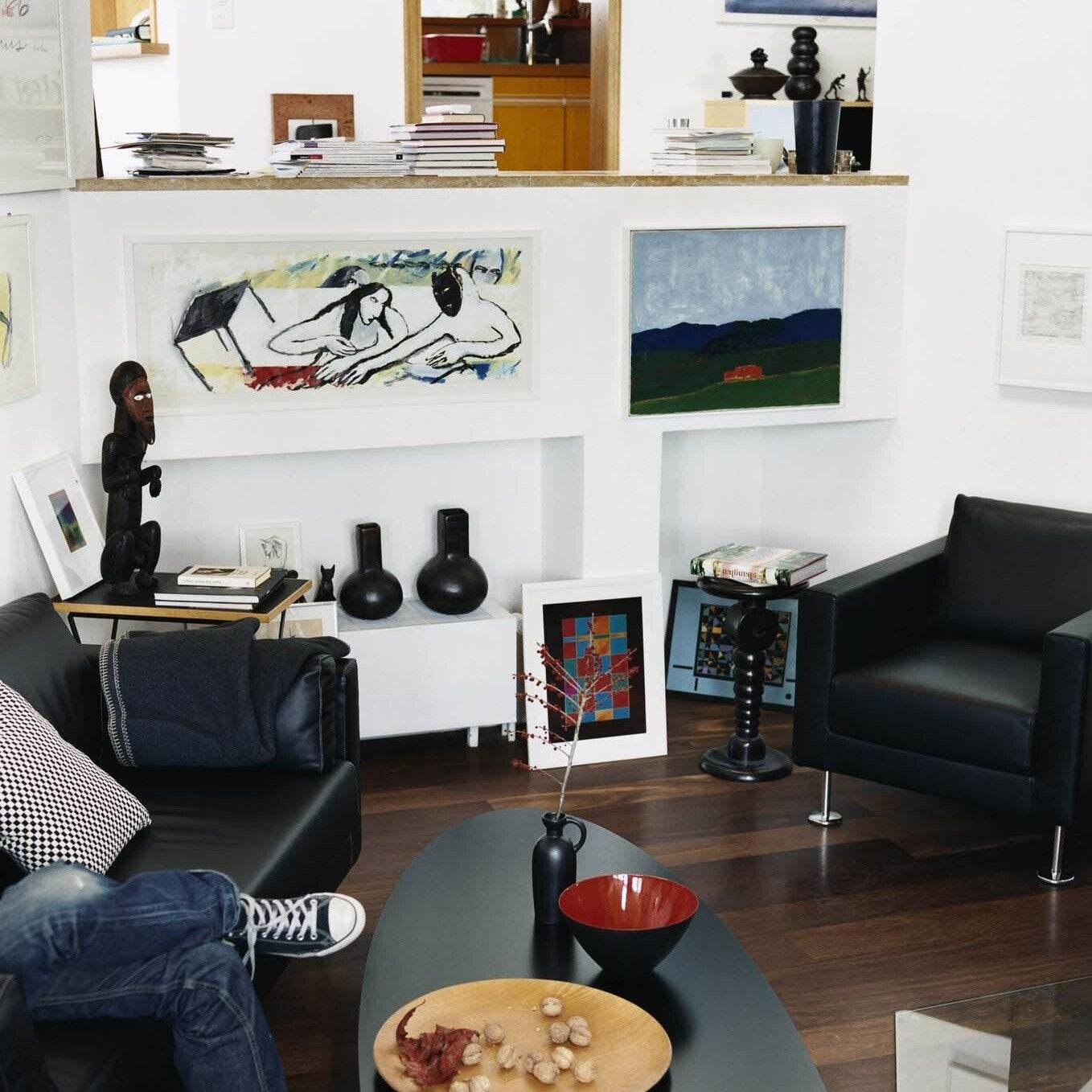 Elliptical Table ETR Couchtisch Schwarz