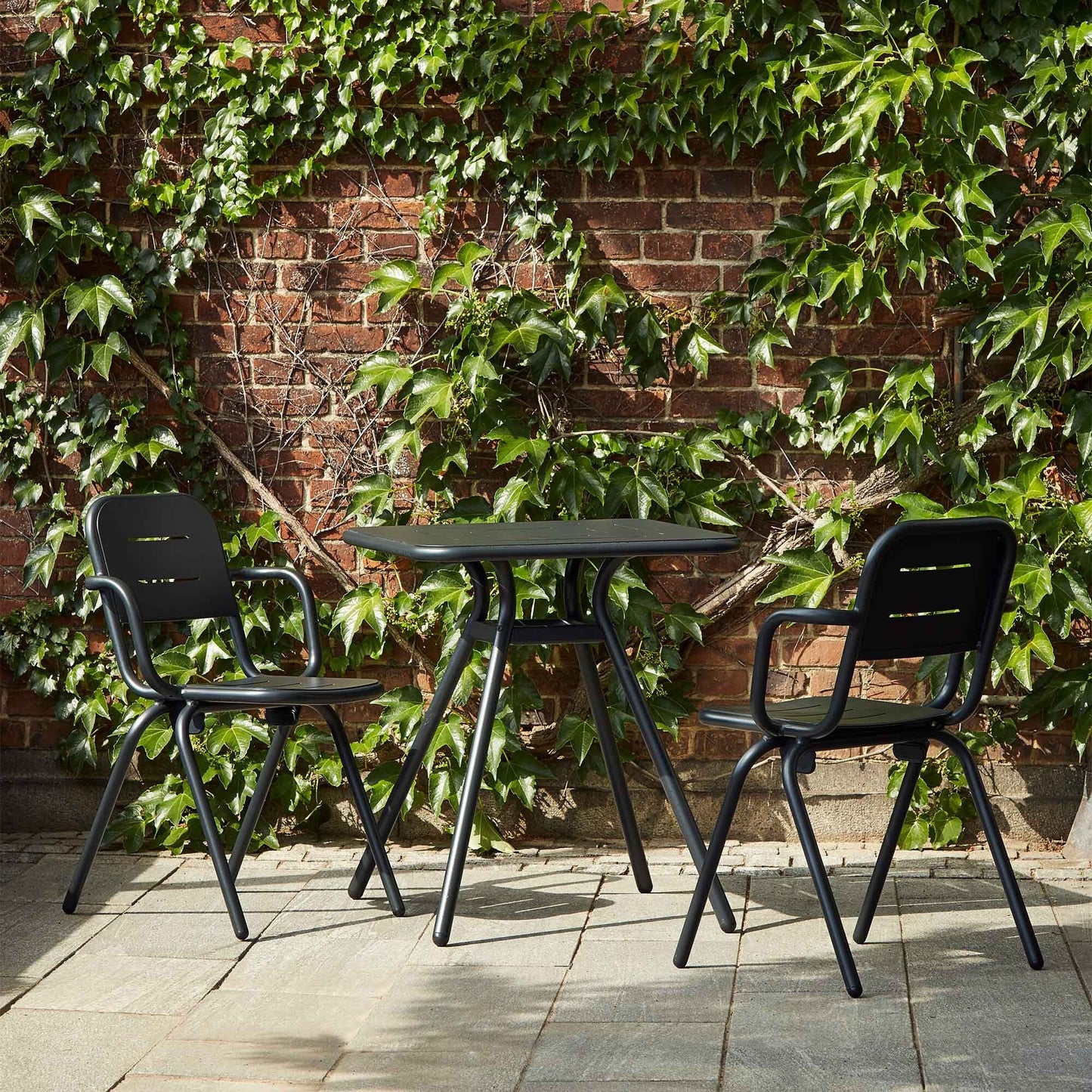 Ray Gartentisch quadratisch