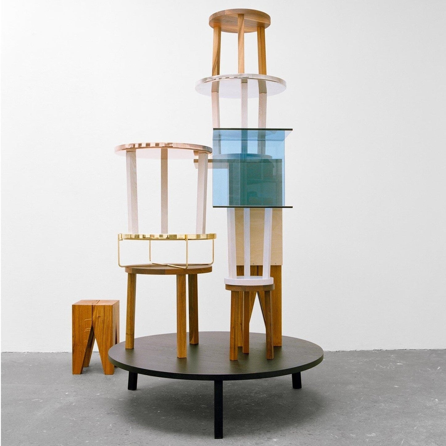 e15 PA05 Leila Couchtisch Schwarz