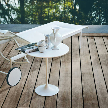 Saarinen Gartenbeistelltisch Weiß