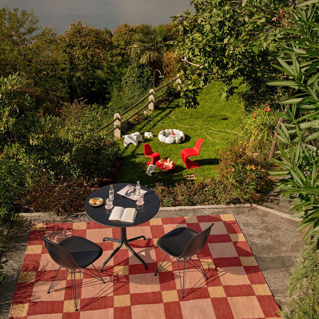 Panton Chair Neue Maße Schwarz