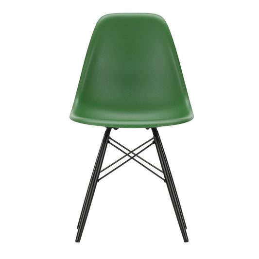 Eames Plastic Side Chair DSW RE Ahorn schwarz Schwarz
