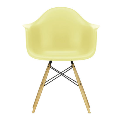 Eames Plastic Armchair DAW RE Ahorn gelblich Schwarz