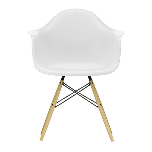 Eames Plastic Armchair DAW RE Gestell Esche Schwarz