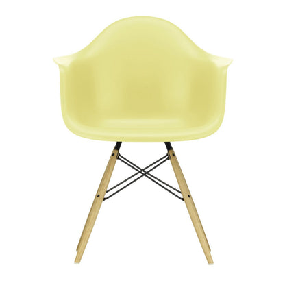 Eames Plastic Armchair DAW RE Gestell Esche Schwarz