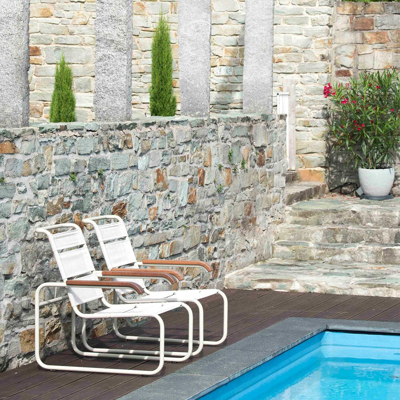 S 35 N All Seasons Gartensessel Weiß