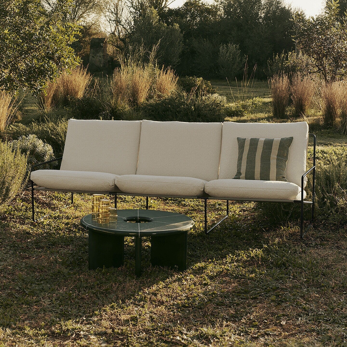 Desert Outdoor 3-Sitzer Sofa Stoff Bouclé Weiß