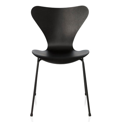 Serie 7™ Stuhl gefärbte Esche Monochrom Schwarz