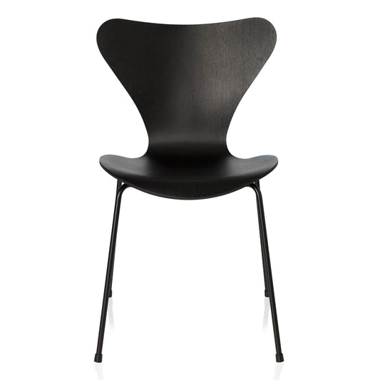 Serie 7™ Stuhl gefärbte Esche Monochrom Schwarz