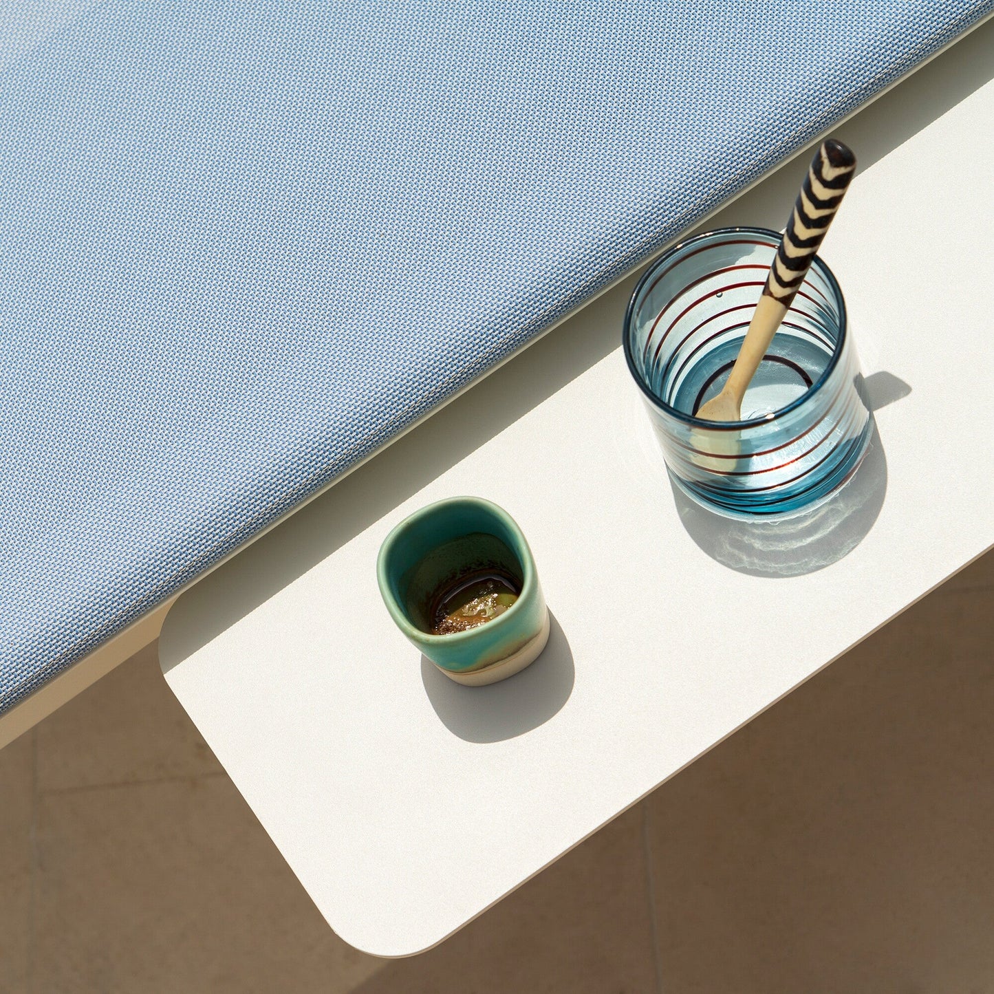 Tiki Sonnenliege mit Rollen