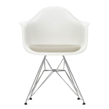 Eames Plastic Side Chair DAR gepolstert Gestell verchromt Schwarz