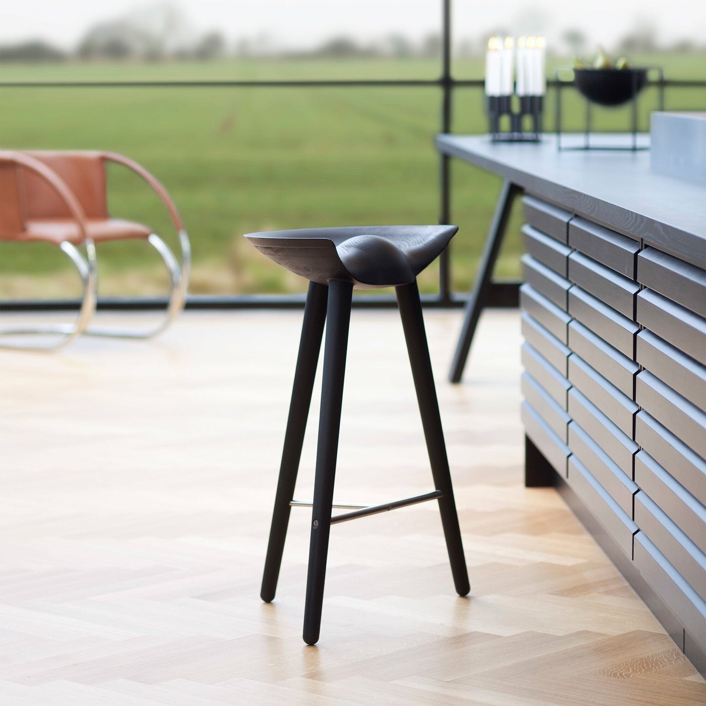 ML 42 Barhocker gebeizt 69cm Schwarz