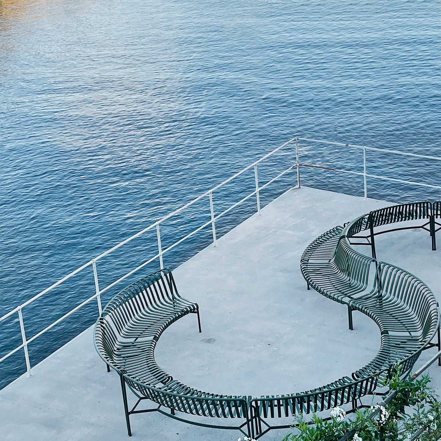 Palissade Dining Park Bench In/In 2er Set Eisenrot