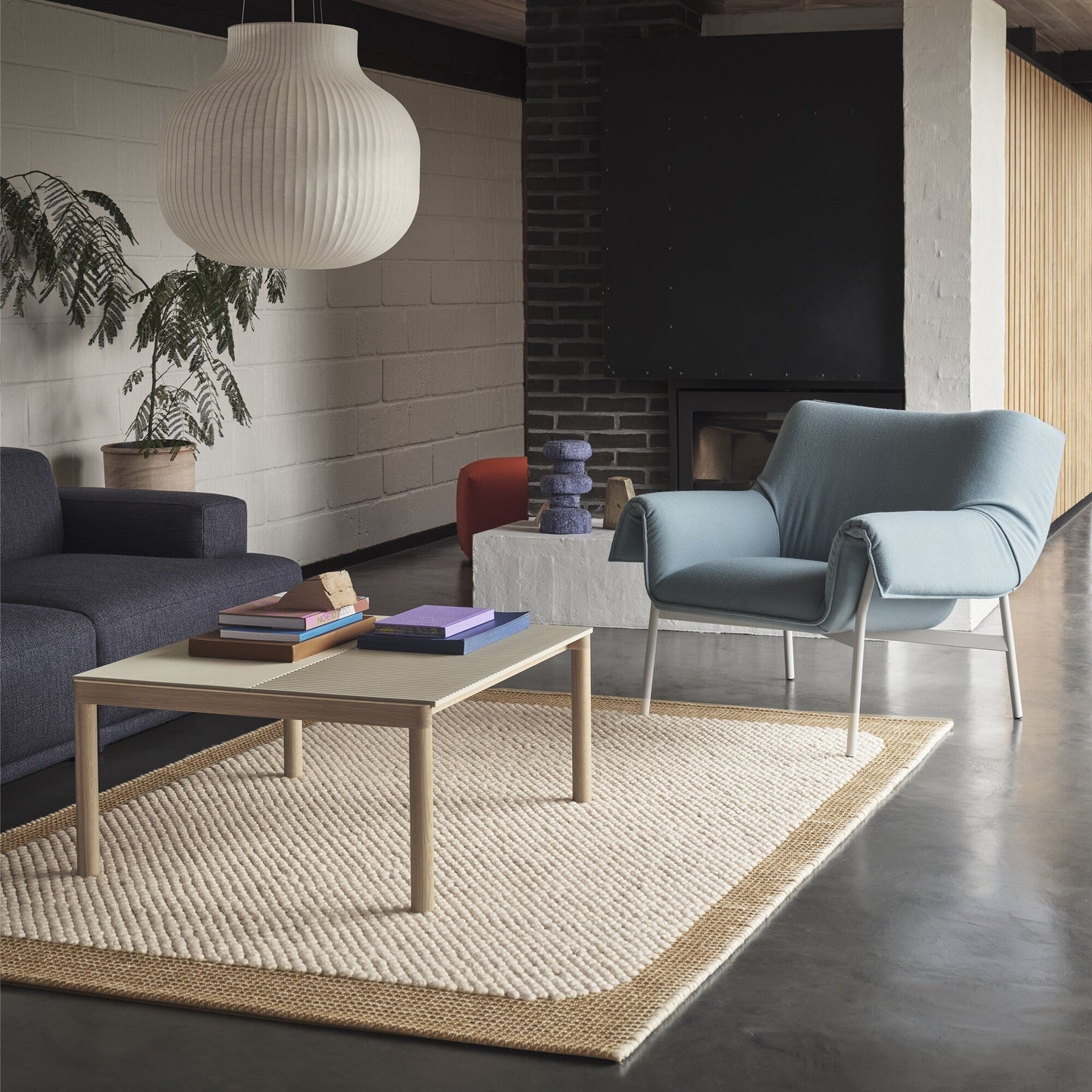 Couple Couchtisch 80x84x40 cm gewellt