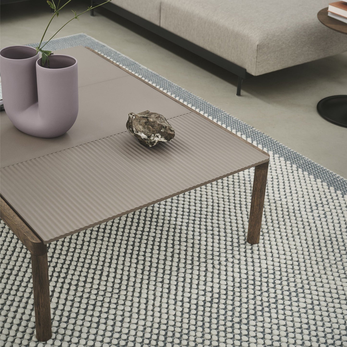 Couple Couchtisch 120x84x35 cm gewellt Taupe