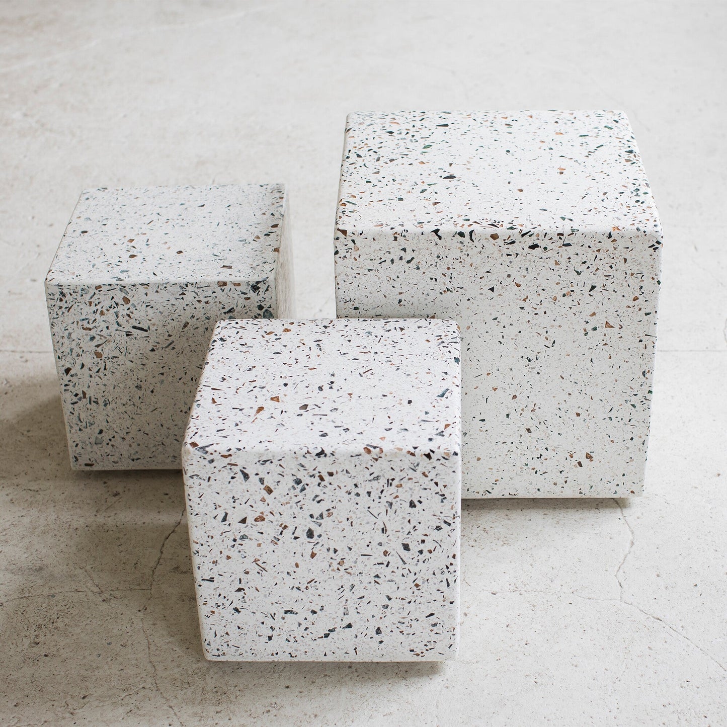 Pawn Terrazzo Beistelltisch 40x40cm Natur