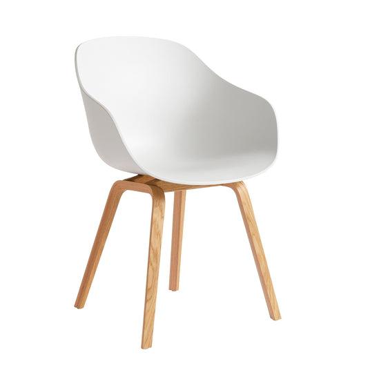 About a Chair AAC 222 2.0 Armlehnstuhl Eiche lackiert Weiß
