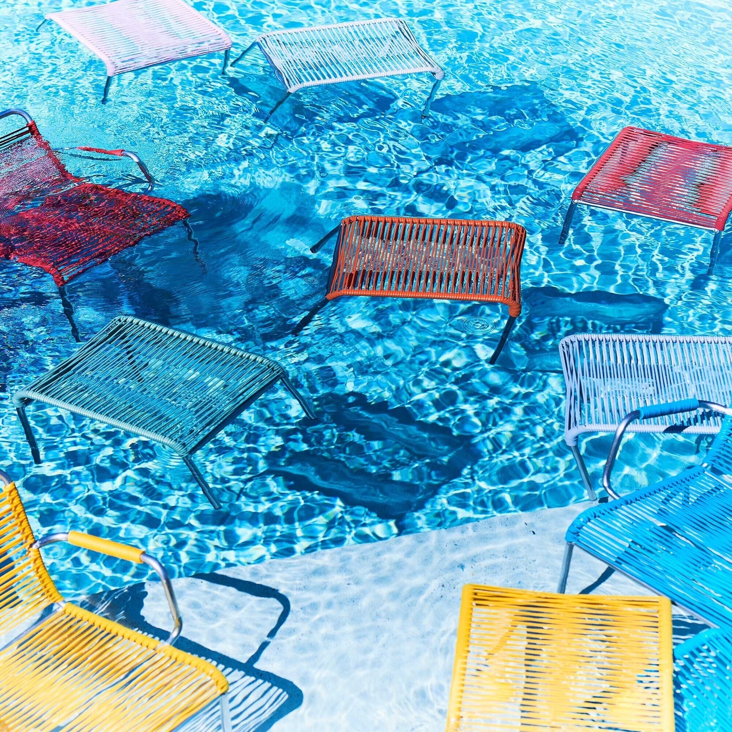 Fiam Mya Spaghetti Gartenhocker Taupe